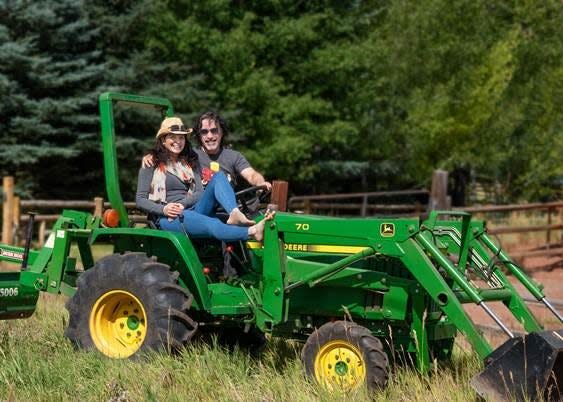 John and Aimee Oates partnered with Feeding America, NugsTV and Drive Entertainment Group for the online music festival Oates Song Fest 7908 on March 20.