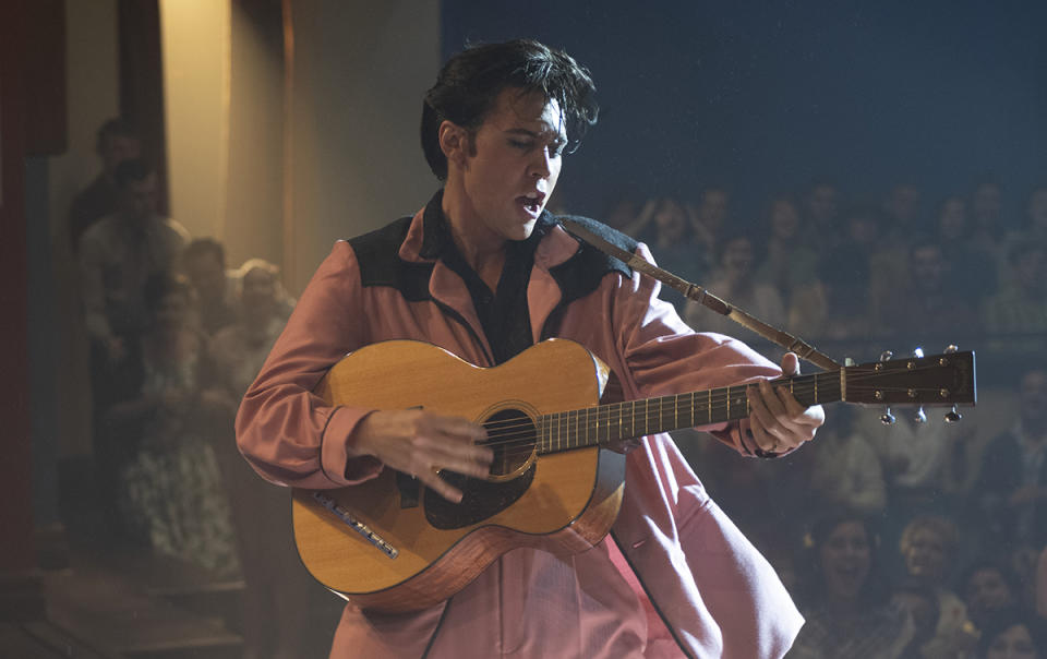 Austin Butler como Elvis en 'Elvis' de Warner Bros. Pictures (Hugh Stewart; © 2021 Warner Bros. Entertainment Inc. All Rights Reserved.)