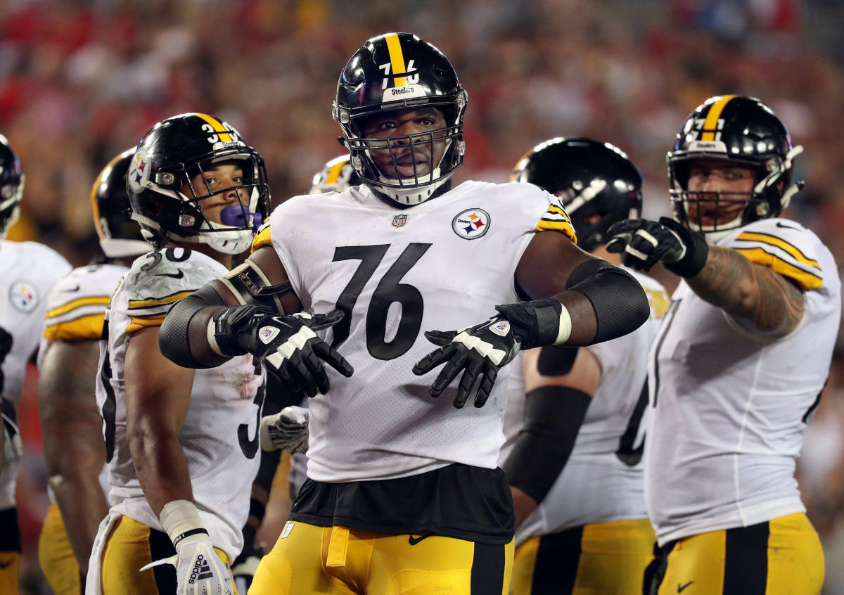 Steelers OT Chuks Okorafor benched for saying the quiet part out loud -  Yahoo Sports