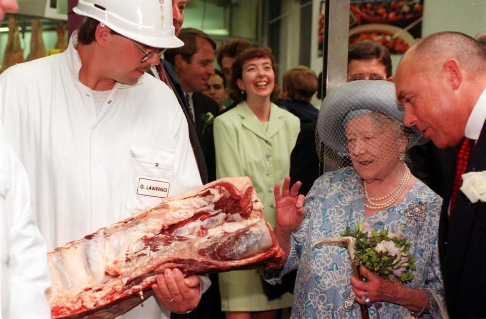 16 Photos of Queen Elizabeth, Prince Charles, and Other Royals at the Grocery Store