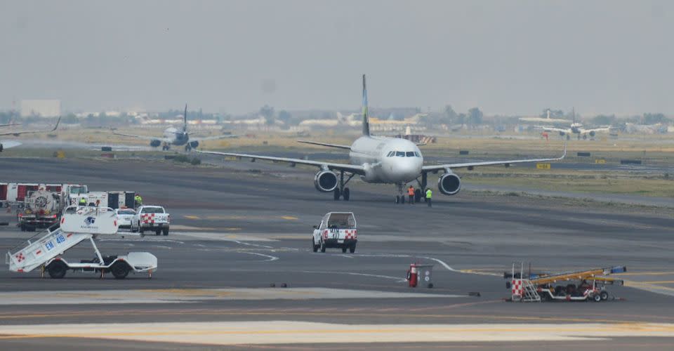 Autoridades de EU y aerolíneas inspeccionan a México; categoría se definirá hasta dentro de meses