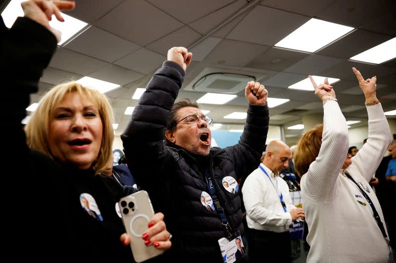 Cyprus votes in presidential election runoff