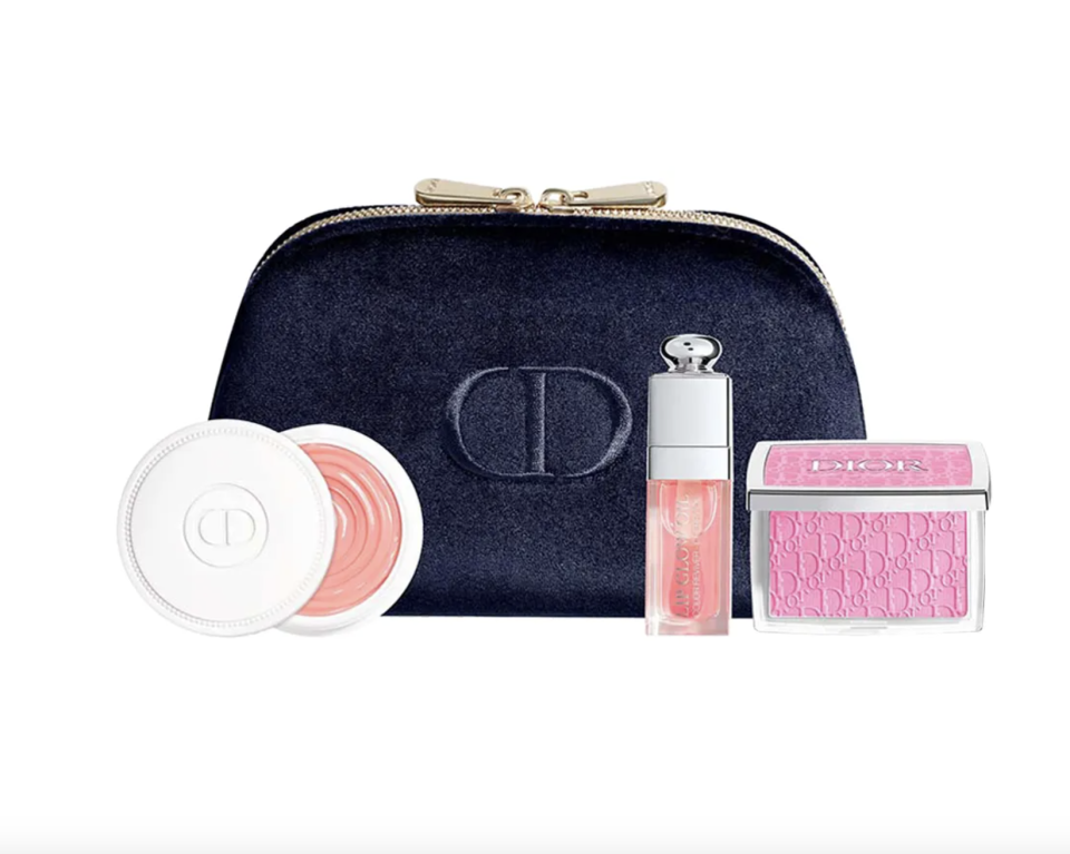  Dior Beauty Natural Glow Set (Holiday Limited Edition). (PHOTO: Sephora Singapore)