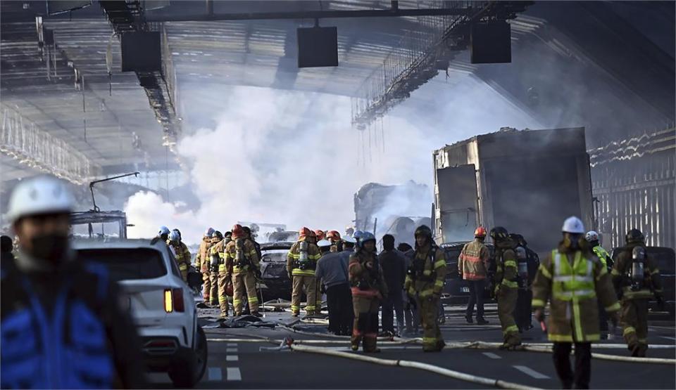 南韓高速公路隧道大火釀「5死37傷」 肇事駕駛被依業務過失致死罪調查