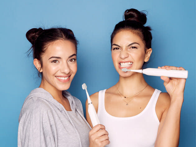 This self-cleaning toothbrush is cheaper than a Philips Sonicare (Photo: HUFFPOST X STACKCOMMERCE)