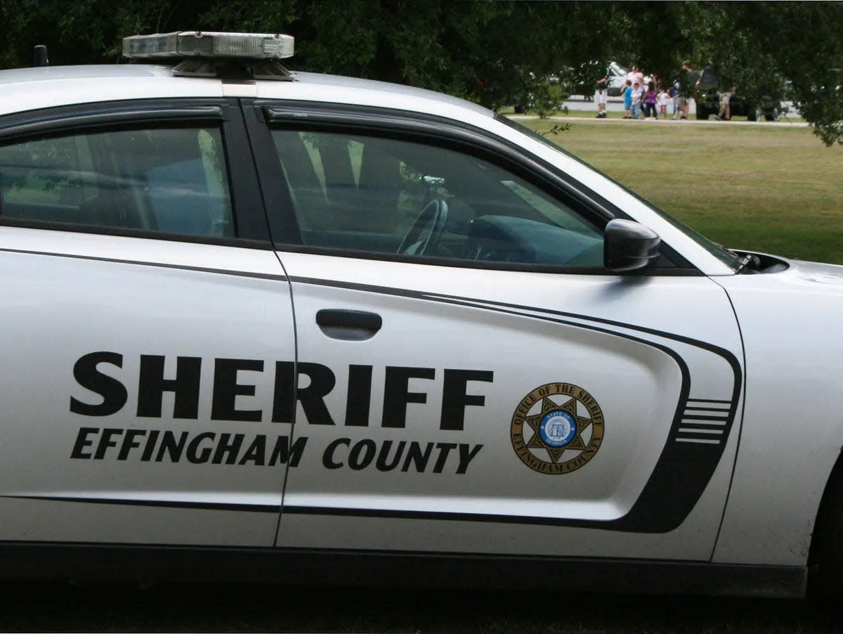 A deputy from the Effingham County Sheriff's Department arrested a teenager last month for terroristic threats.