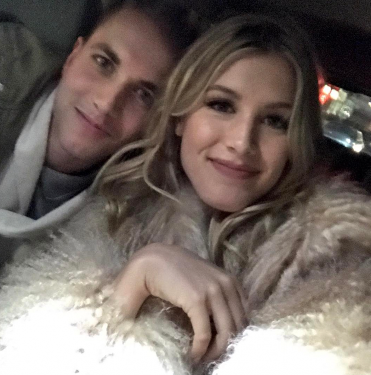 Eugenie Bouchard beim Date mit ihrem Twitter-Fan (Bild: Instagram/geniebouchard)