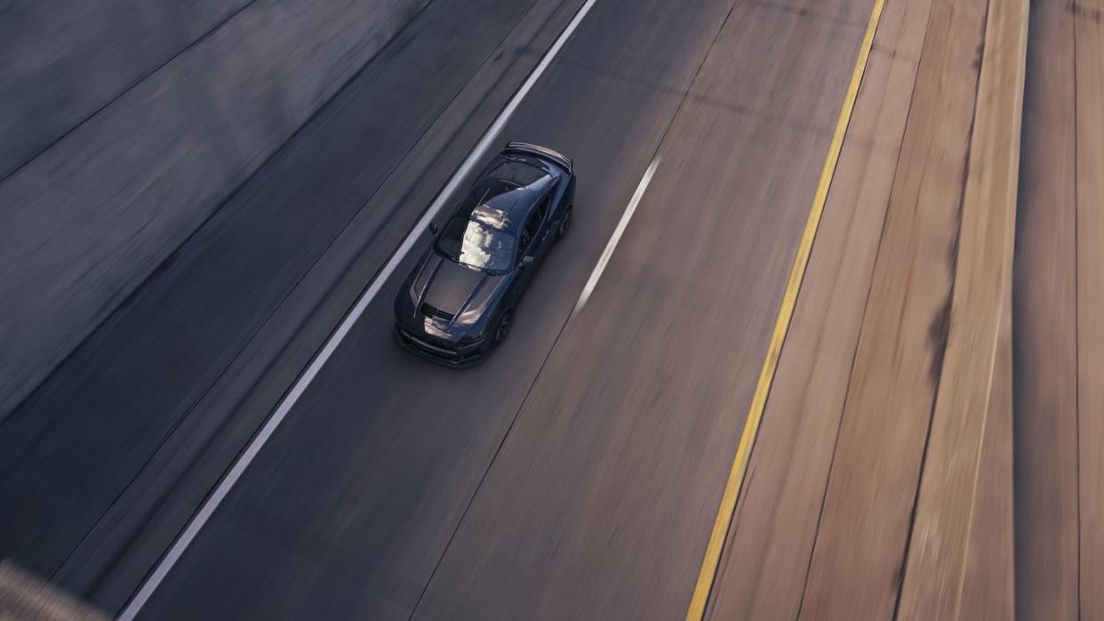 2024 ford mustang dark horse