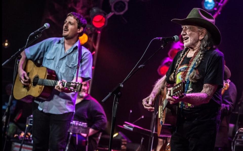 Sturgill Simpson and Willie Nelson, photo by Joshua Timmermans