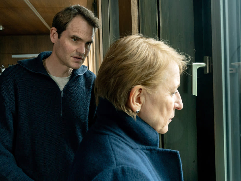 Felix Voss (Fabian Hinrichs) und Paula Ringelhahn (Dagmar Manzel) geraten im "Tatort: Wo ist Mike?" an ihre Grenzen. (Bild: BR/Claussen+Putz Filmproduktion GmbH/Marc Reimann)