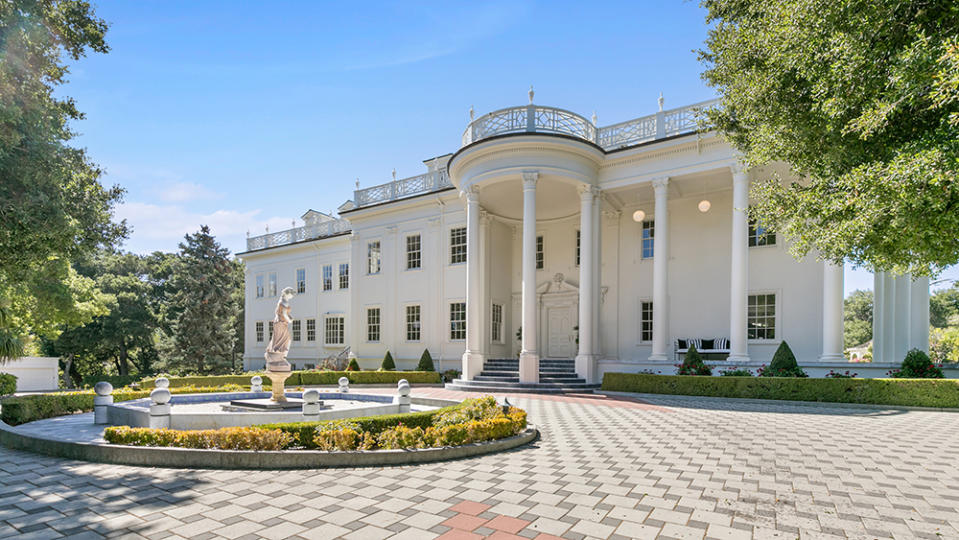 The imposing facade and vast motor court. - Credit: Photo: Courtesy of Golden Gate Sotheby’s International