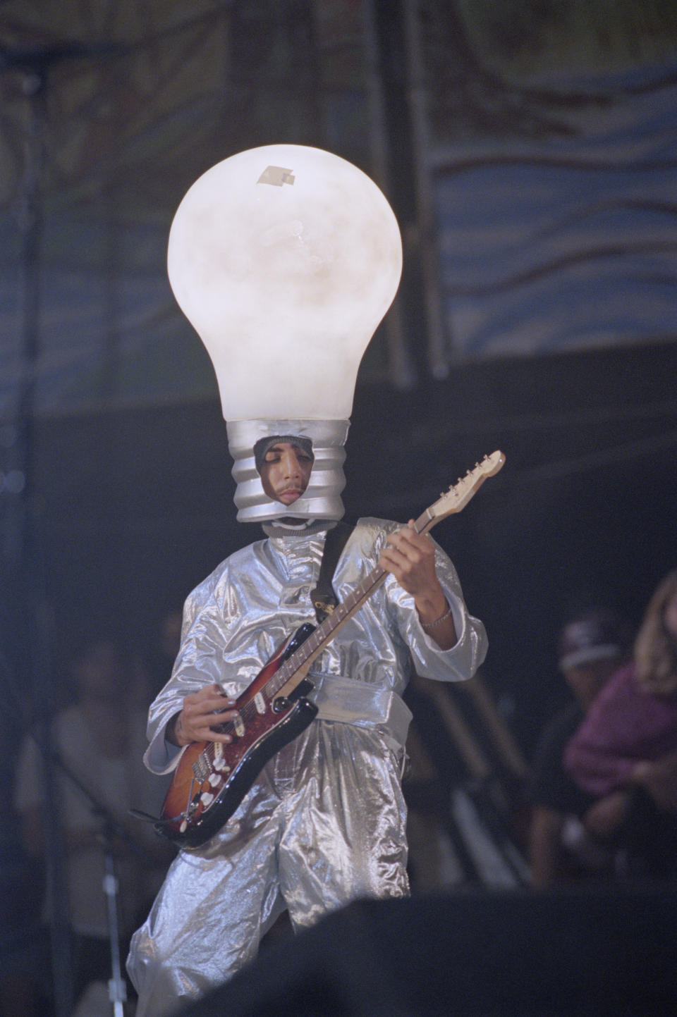 Dave Navarro makes his live debut with the Red Hot Chili Peppers at Woodstock ’94. (Photo: Brian Rasic/Getty Images)