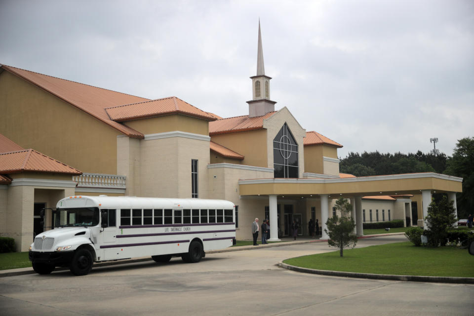 Busloads of congregants arrive at Life Tabernacle Church before Easter services on April 12, 2020. (Photo: Chris Graythen via Getty Images)