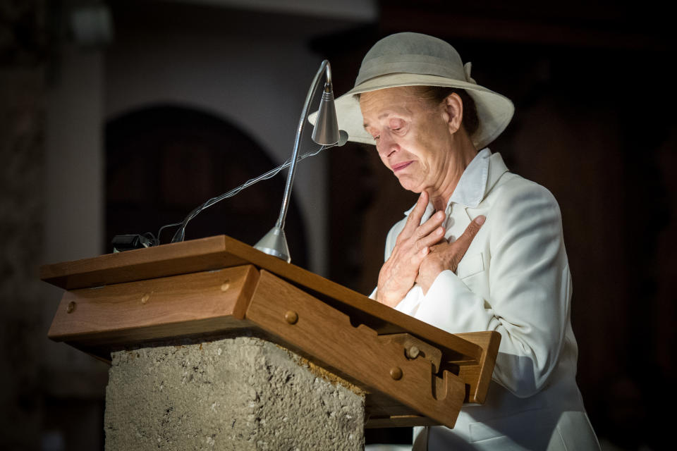 Marcelline Udry, one of the&nbsp;daughters of the late Marcelin and Francine Dumoulin, is seen during Saturday's funeral.&nbsp; (Photo: OLIVIER MAIRE via Getty Images)