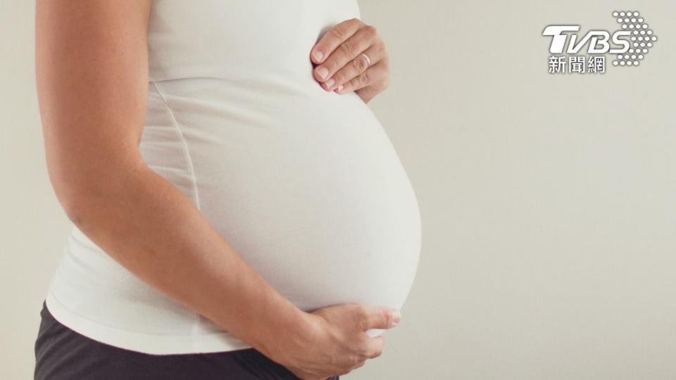 國健署提供34歲以上孕婦5000元產前遺傳診斷補助。（示意圖，非當事人／shutterstock達志影像）