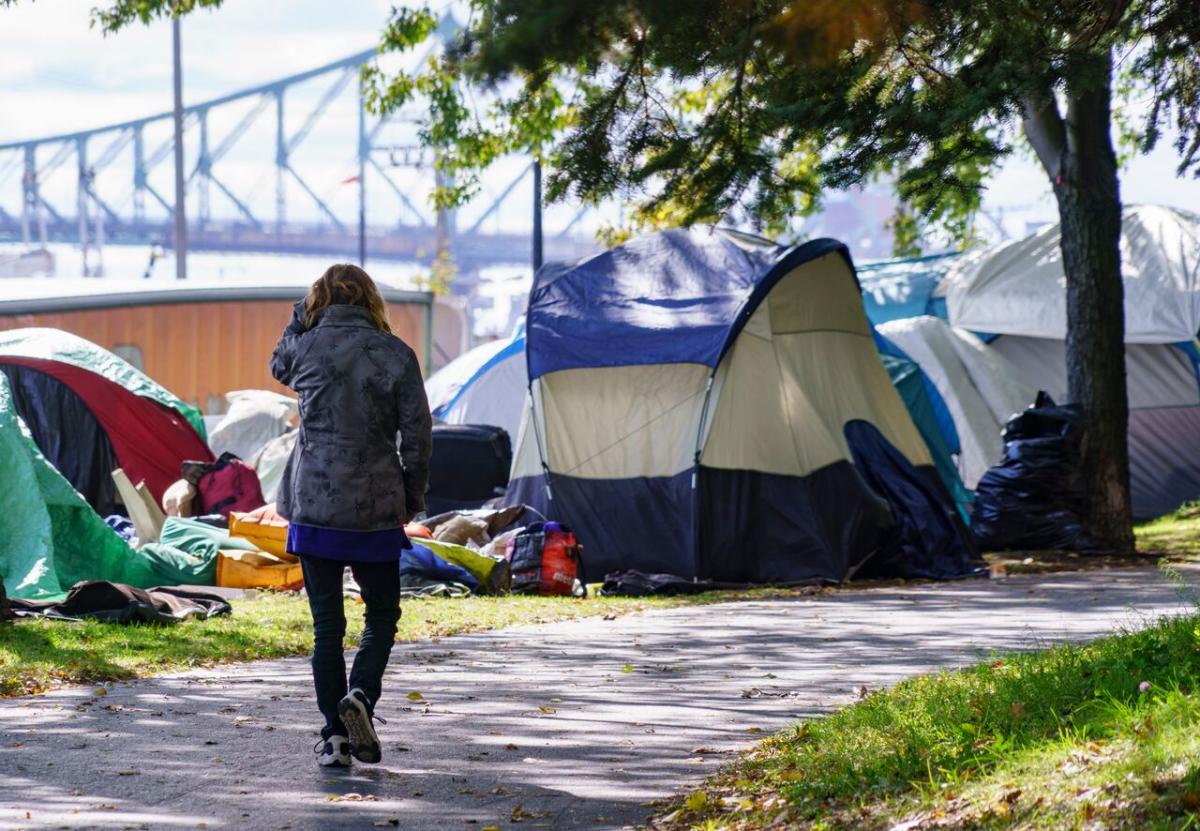 Montreal to build 60 modular housing units for people experiencing homelessness