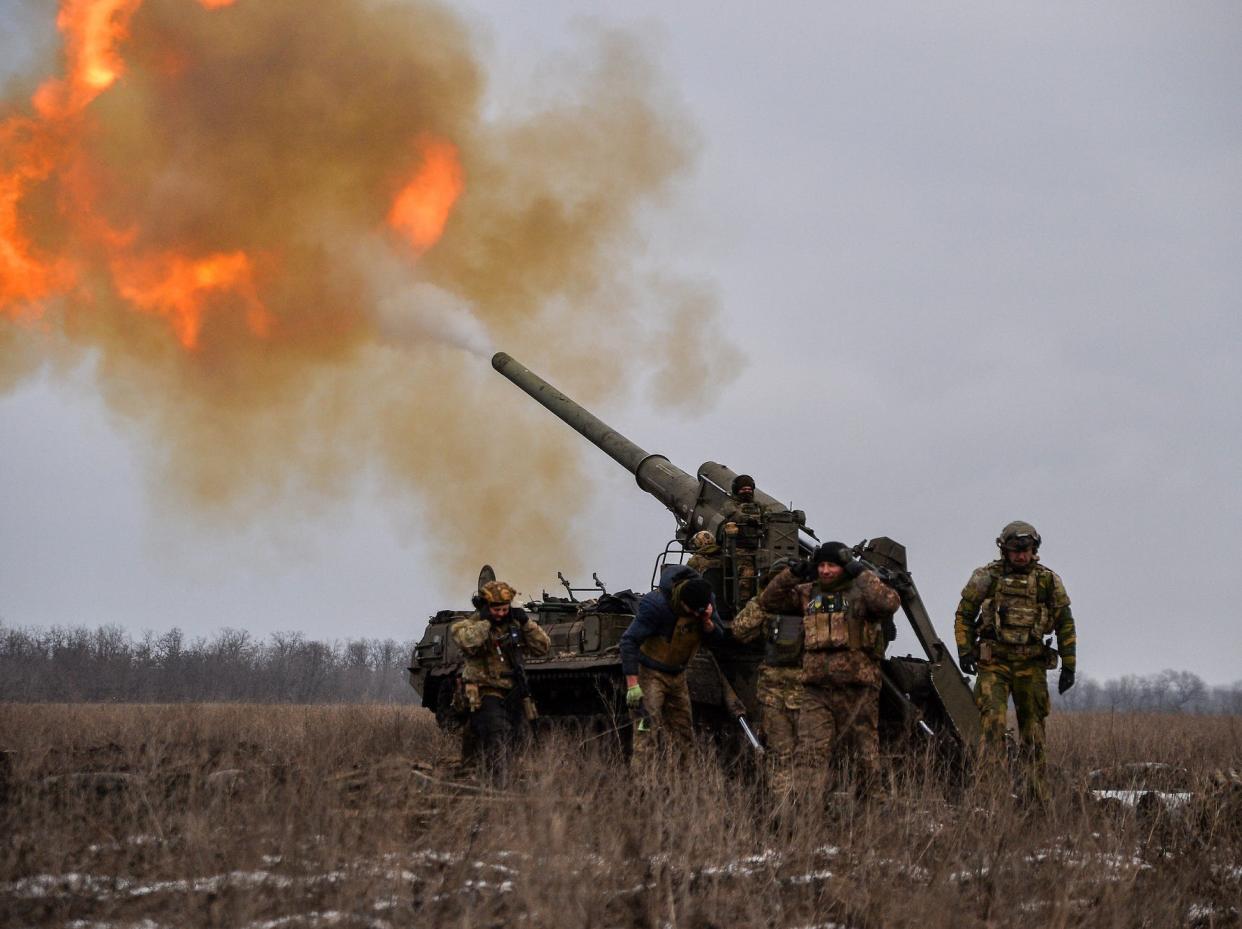 Ukrainian artillery firing on Russian positions