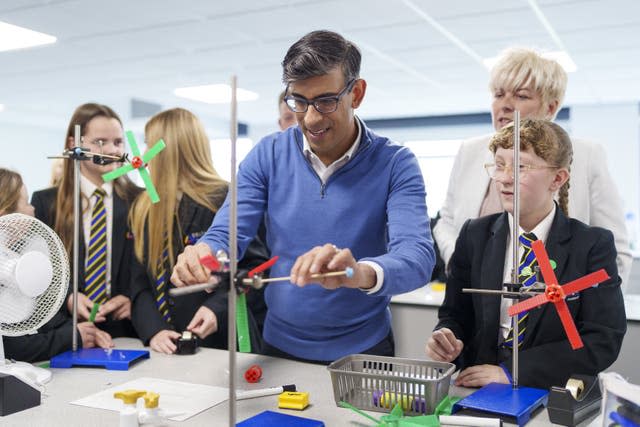 Rishi Sunak speaking to pupils in a science lesson at John Whitgift Academy in Grimsby