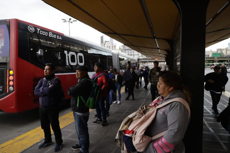 Paro de colectivos en Constitución