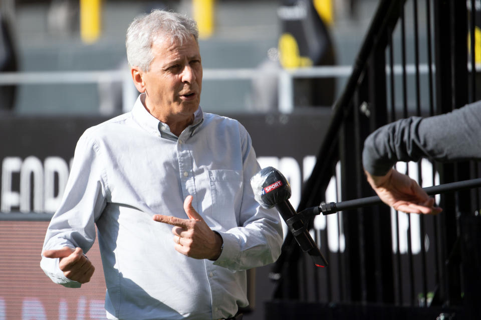 Lucien Favre vom BVB hat ein Kommunikationsproblem. (Bild: Getty Images)