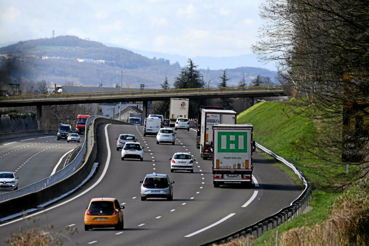 En mars, 254 personnes ont été tuées sur les routes de France métropolitaine, selon les estimations de la Sécurité routière.  - Credit:MOURAD ALLILI/SIPA