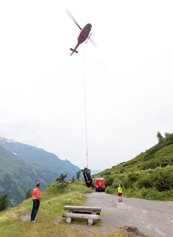Two British men die in 1000ft mountain plunge in Austria