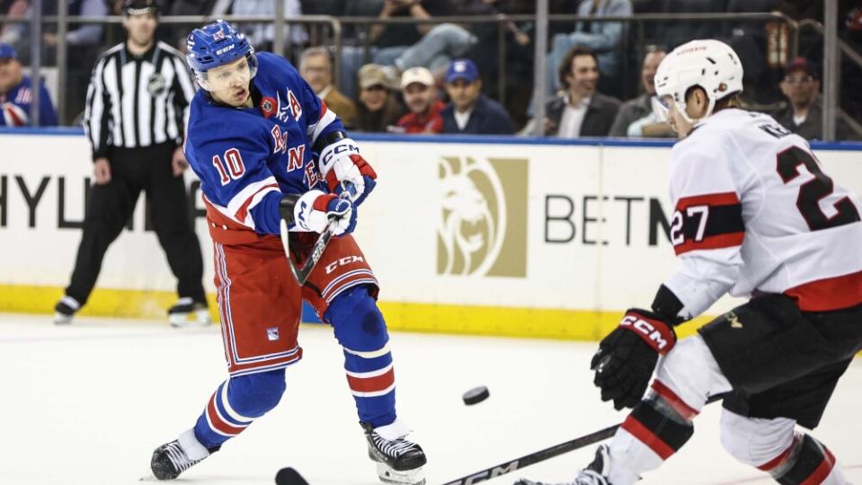 NHL: Ottawa Senators at New York Rangers