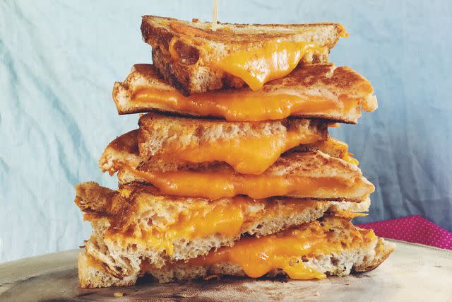 How to make a grilled cheese in 3 ways