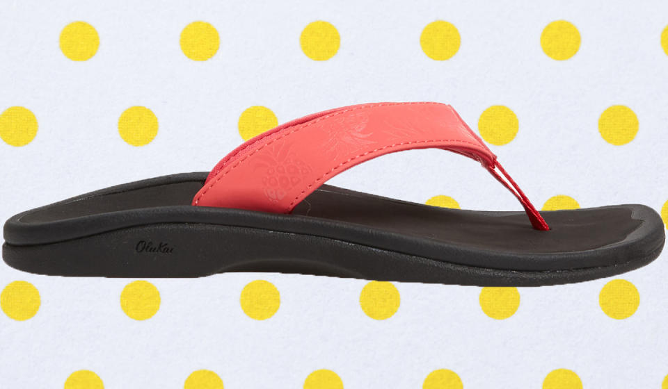 These versatile flip-flops come in seven fun shades. (Photo: Nordstrom)