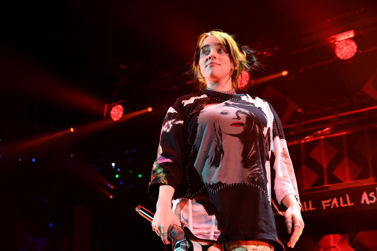 INGLEWOOD, CALIFORNIA - DECEMBER 06: (EDITORIAL USE ONLY. NO COMMERCIAL USE.) Billie Eilish performs onstage during 102.7 KIIS FM's Jingle Ball 2019 Presented by Capital One at the Forum on December 6, 2019 in Los Angeles, California. (Photo by Jeff Kravitz/FilmMagic for iHeartMedia)