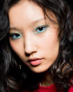 <p><strong>The Look: </strong>Mermaid Turquoise Eyes</p><p><strong>Make-Up Artist:</strong> Pep Gay</p><p><strong>Top Tip: </strong>Sea blue eyeshadow on the top lids, with a darker turquoise on the bottom. 'It's summer in Malibu', Gay told ELLE US.</p>