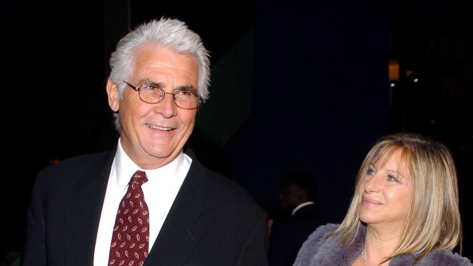 James Brolin and Barbra Streisand during "Meet the Fockers" Los Angeles Premiere - Red Carpet at Universal Amphitheatre in Los Angeles, California, United States