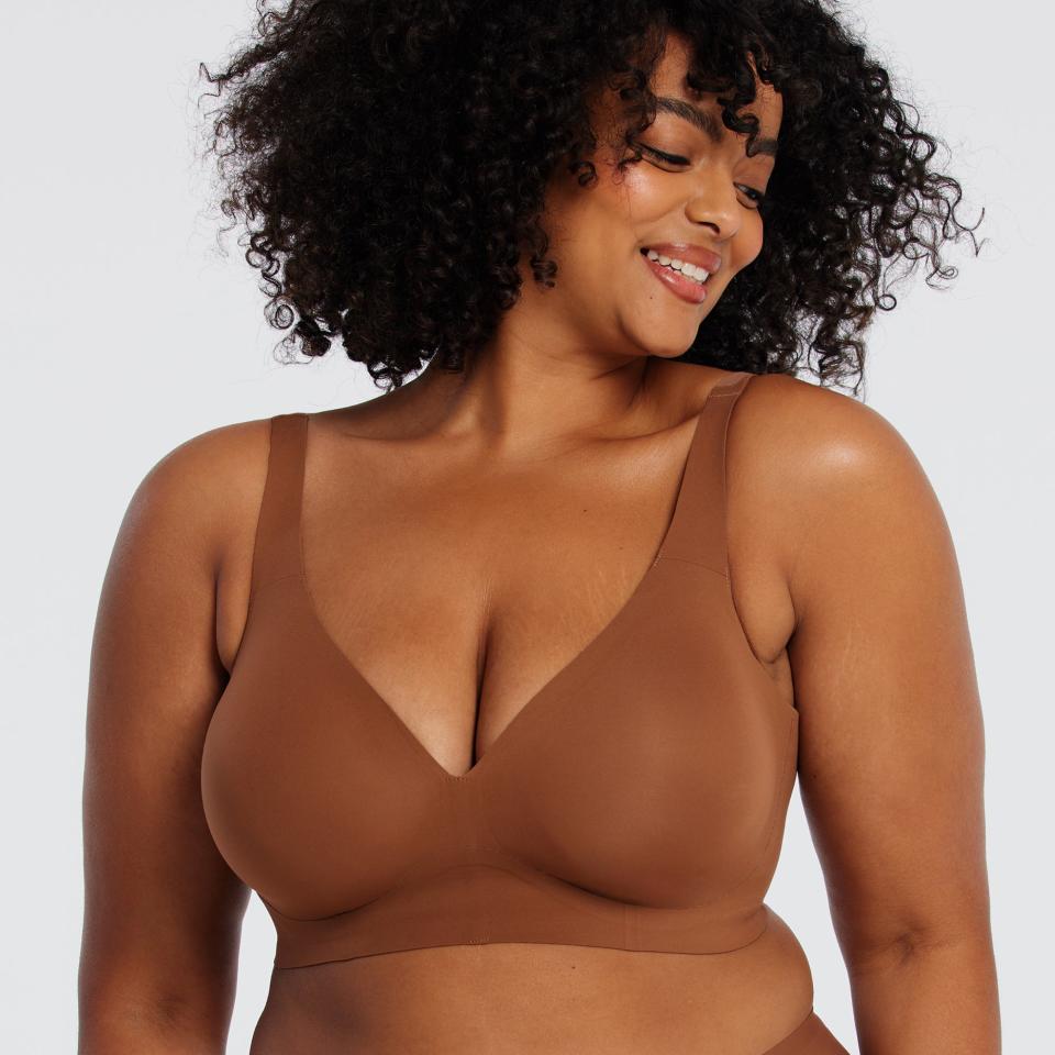 <p><a href="https://evelynbobbie.com/products/plunge-wireless-bra?variant=40780797706349" rel="nofollow noopener" target="_blank" data-ylk="slk:Shop Now;elm:context_link;itc:0;sec:content-canvas" class="link ">Shop Now</a></p><p>Starlette Plunge Bra</p><p>evelynbobbie.com</p><p>$98.00</p>