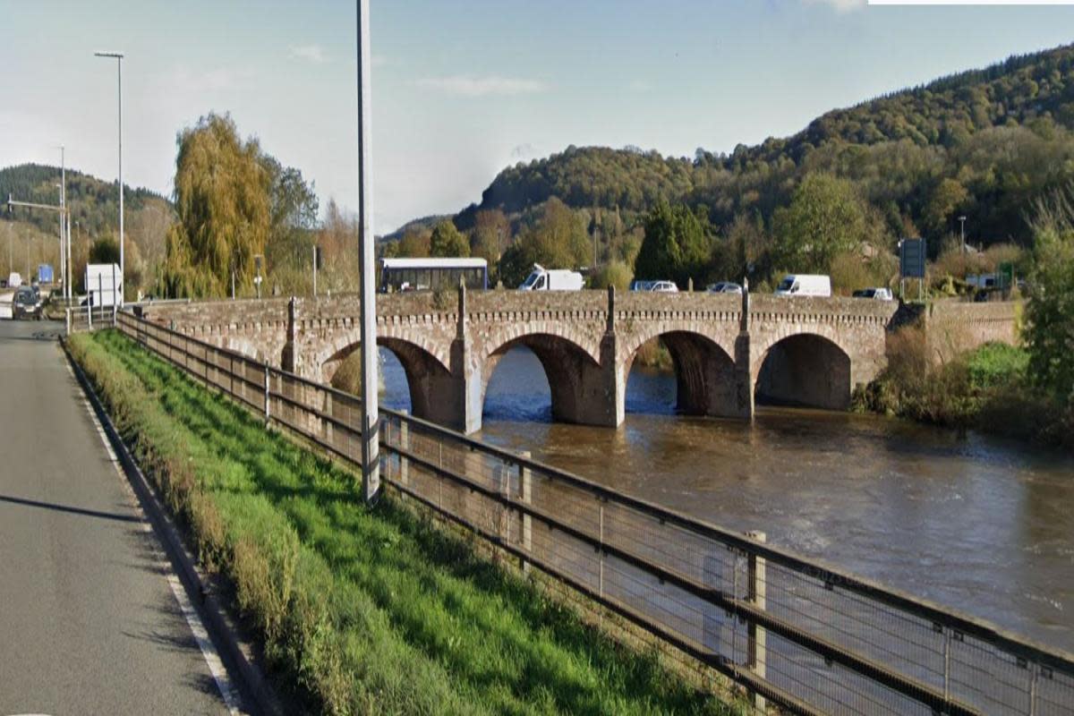 The A466 in Monmouth will have traffic lights on Tuesday night while investigative work on the Wye Bridge takes place <i>(Image: Google Street View)</i>