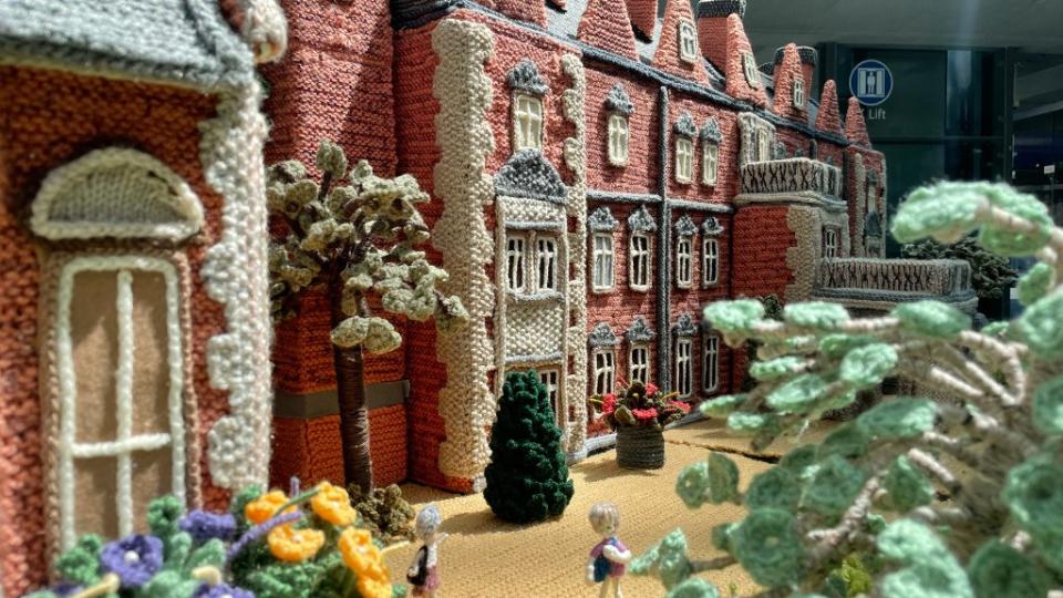 The front of the knitted Sandringham House