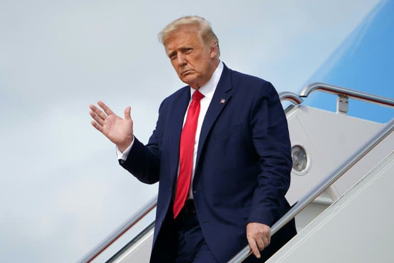 Donald Trump quitte Air Force One sur la base d'Andrews près de Washington le 2 septembre 2020 - MANDEL NGAN © 2019 AFP