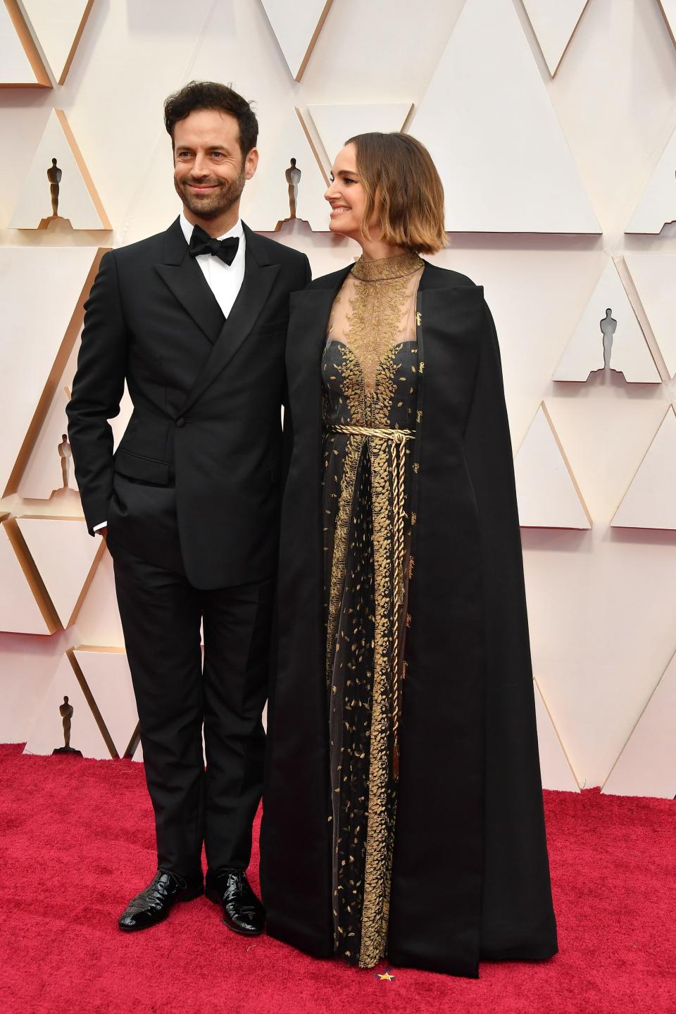 oscars 2020 natalie portman benjamin millepied red carpet