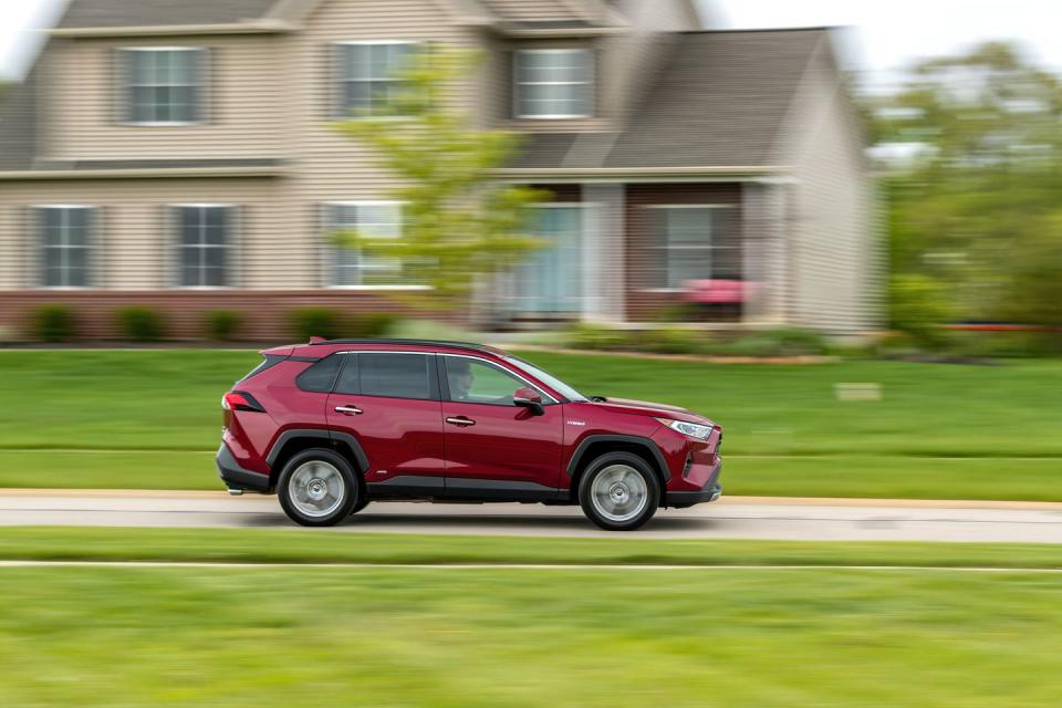 <p>2019 Toyota RAV4 hybrid</p>