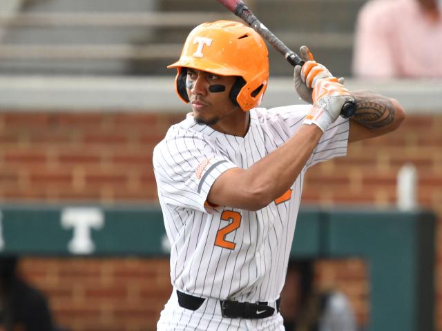 Tennessee Baseball on Twitter: ThEY oLnY HiT HoMErs cUz thEY pLay