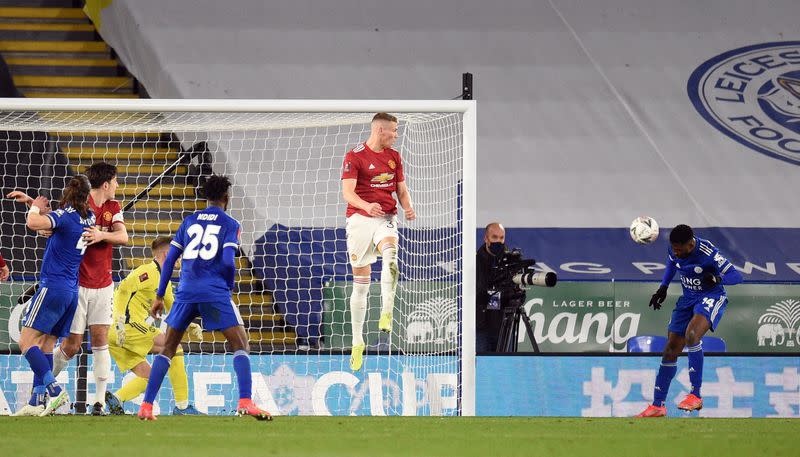 FA Cup Quarter Final - Leicester City v Manchester United