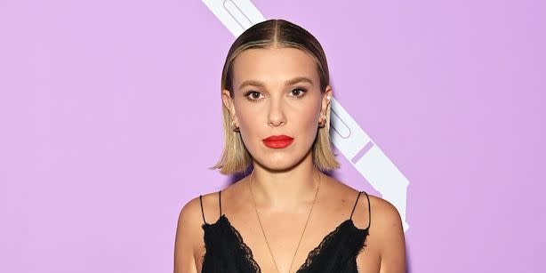 millie bobby brown platinum blonde ponytail