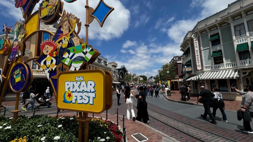 Disneyland inauguró hoy su nueva atracción Pixar Fest