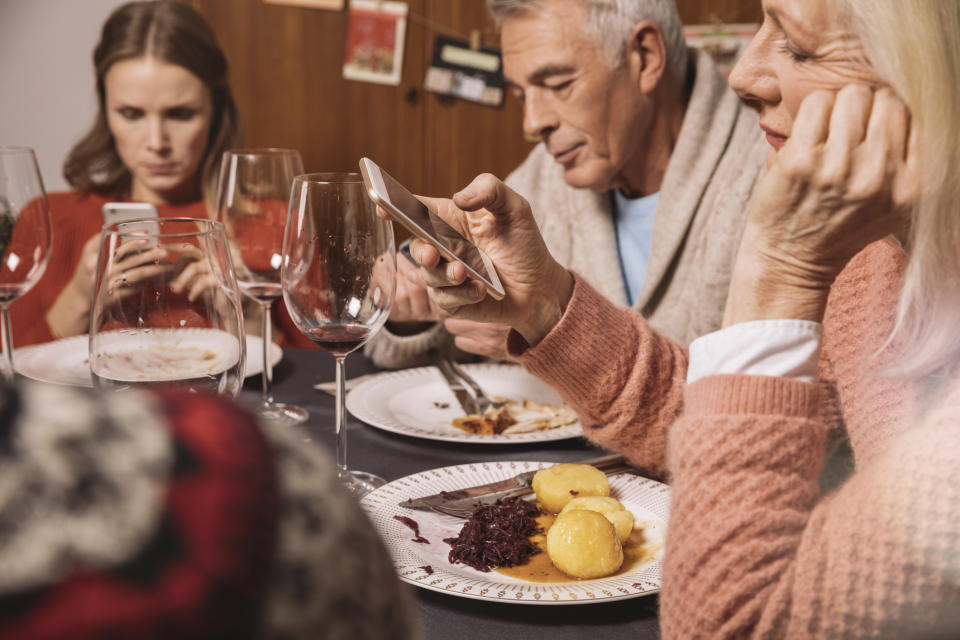 Festive family fall-outs are common over the Christmas period [Photo: Getty]