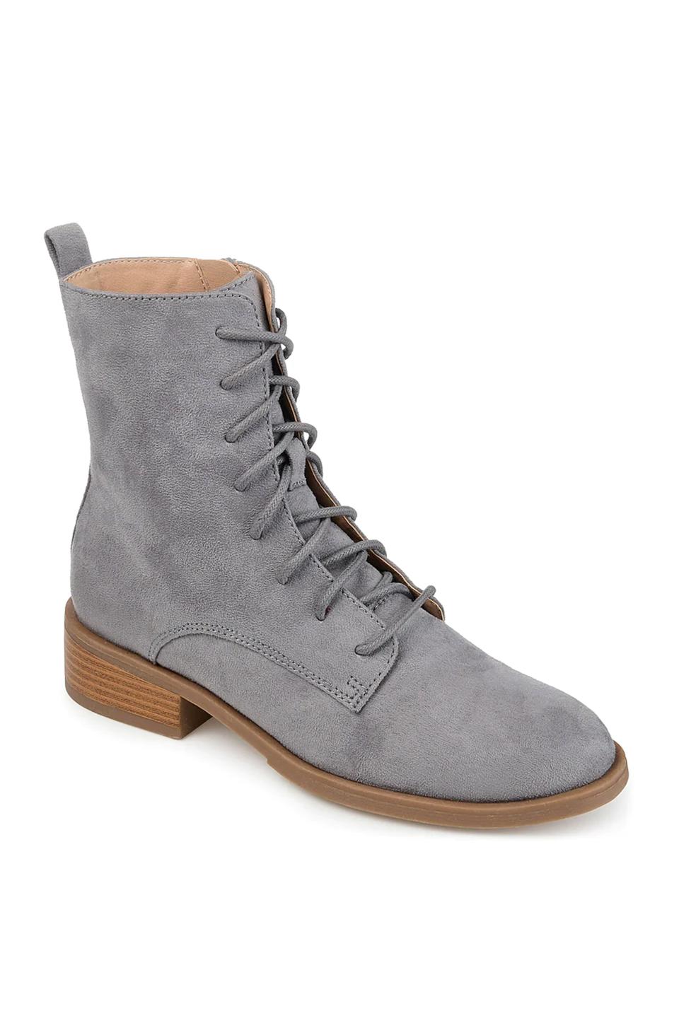 14) Vienna Combat Boot