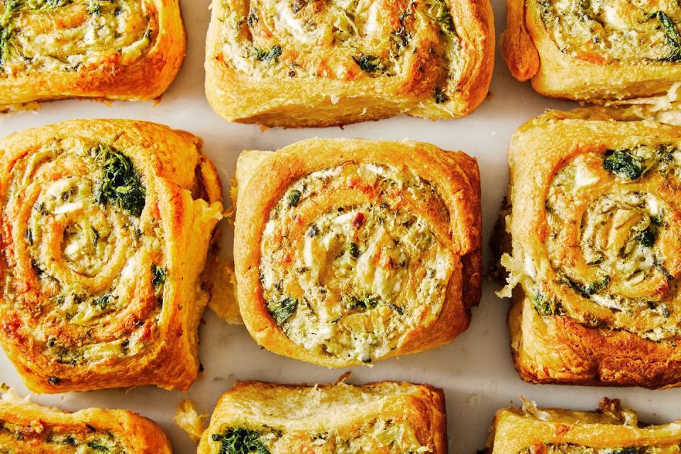 9) Spinach-Artichoke Buns