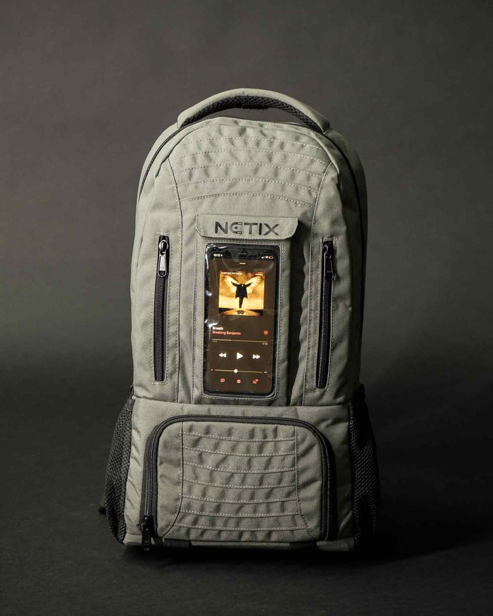 Netix Magnetic Gym Bag