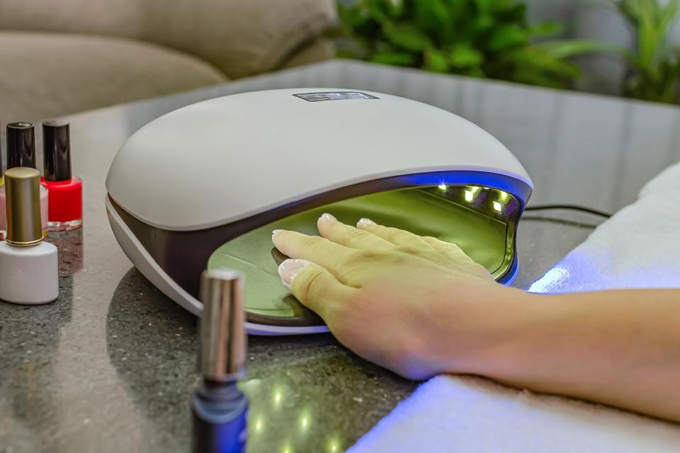 UV lamp for drying nails