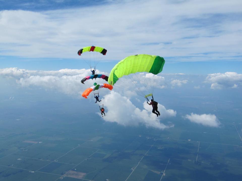 ChicagoSkyDiving