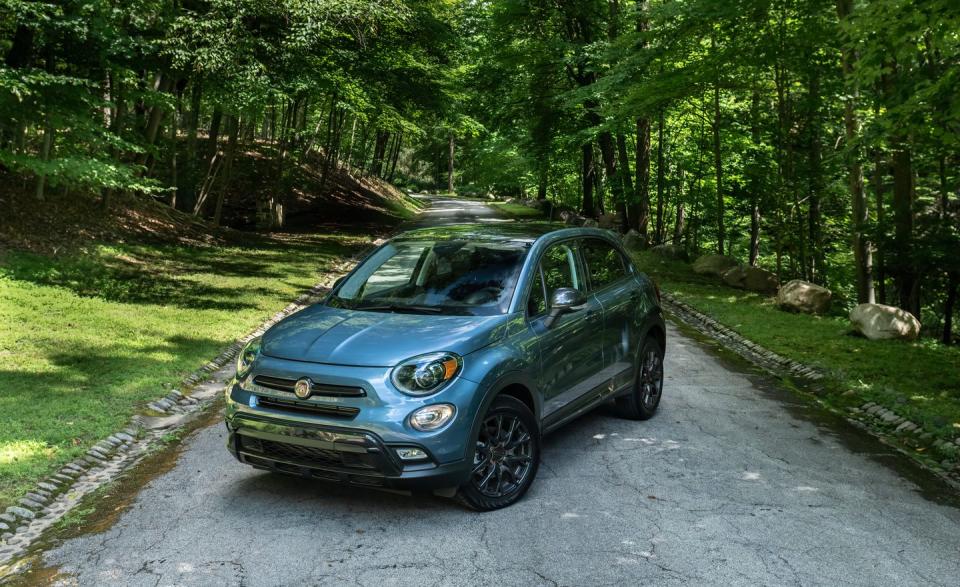 View Photos of the 2019 Fiat 500X