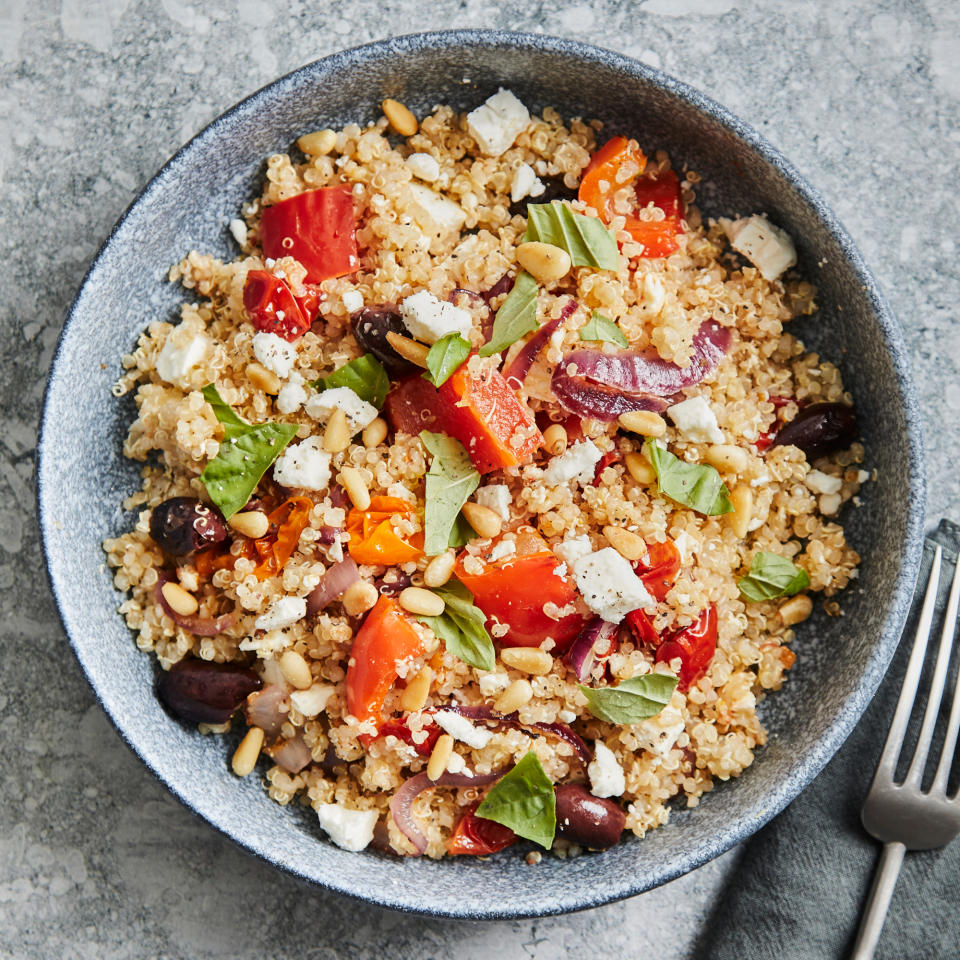 Quinoa Salad with Feta, Olives & Tomatoes